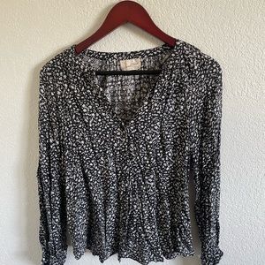 Universal Thread Button Up